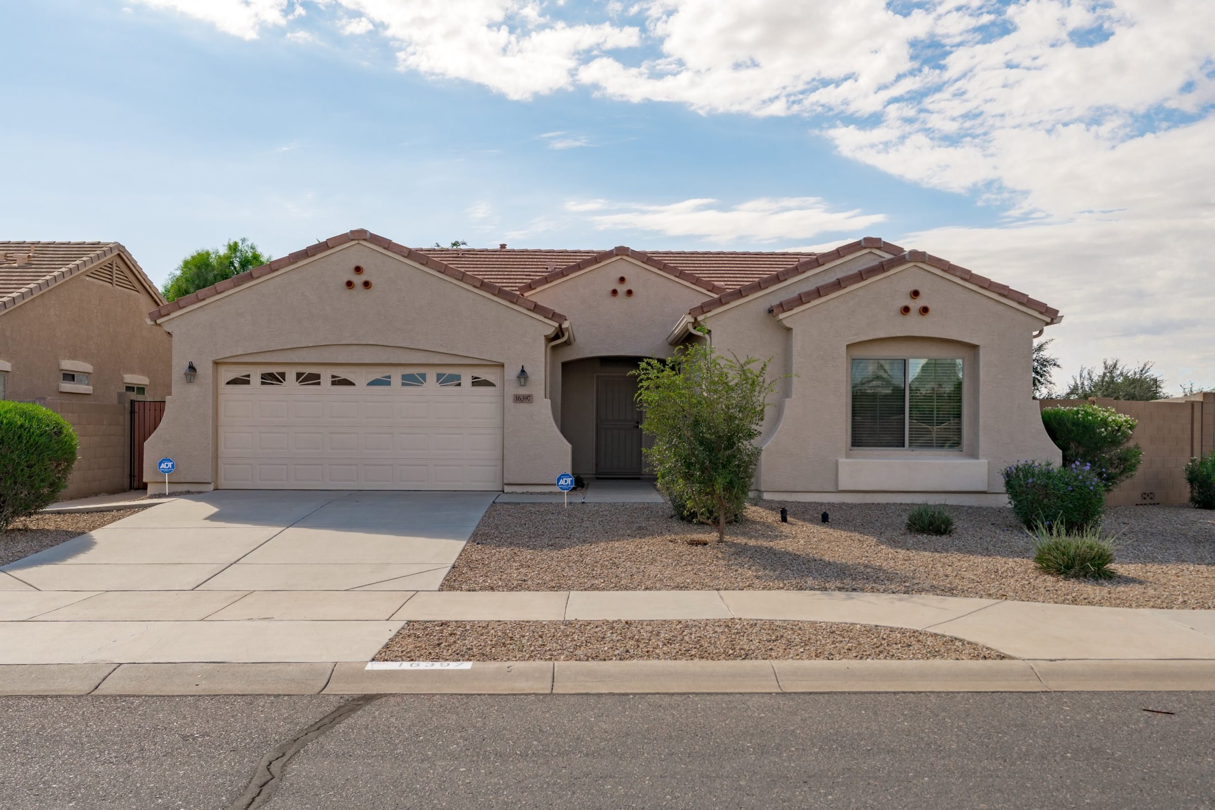 16397 W Cameron Dr