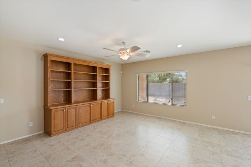 16397 W Cameron Dr photo 8