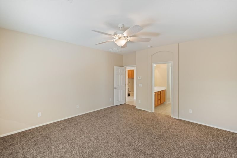 16397 W Cameron Dr photo 10